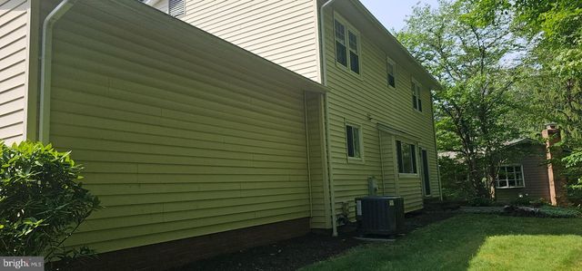 5243 KAYWOOD CT, Fairfax, VA 22032