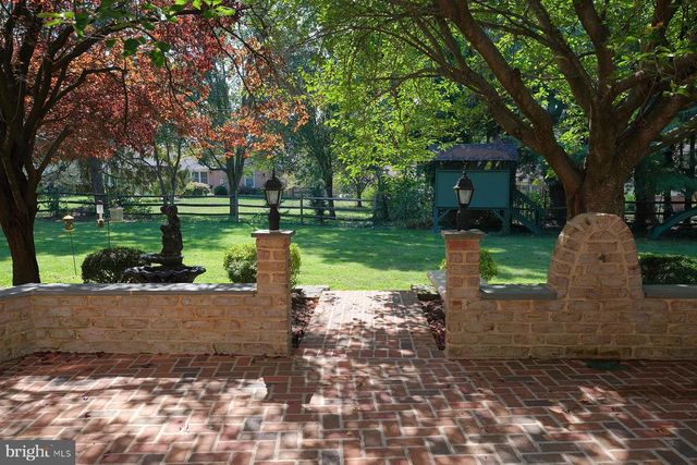 19715 MEADOWBROOK RD, Hagerstown, MD 21742