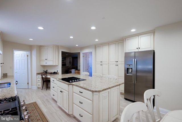 19715 MEADOWBROOK RD, Hagerstown, MD 21742