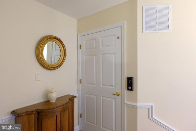 19715 MEADOWBROOK RD, Hagerstown, MD 21742