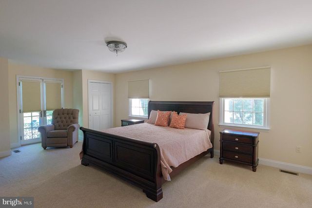 19715 MEADOWBROOK RD, Hagerstown, MD 21742