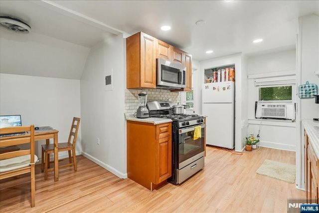 68 Tenafly Road, Englewood, NJ 07631