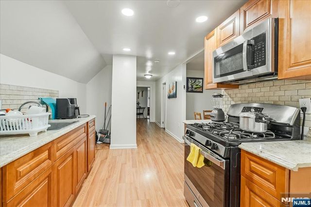 68 Tenafly Road, Englewood, NJ 07631