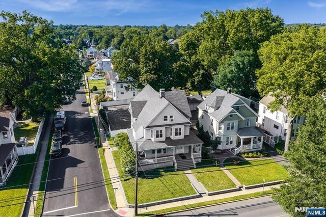68 Tenafly Road, Englewood, NJ 07631