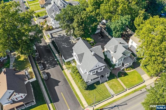 68 Tenafly Road, Englewood, NJ 07631
