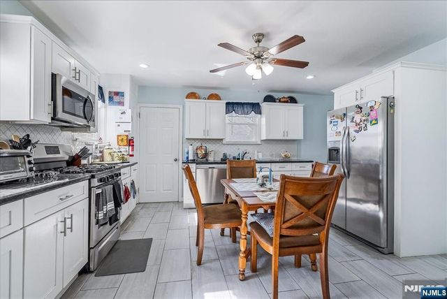 68 Tenafly Road, Englewood, NJ 07631