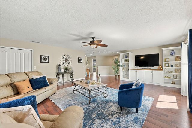 9108 SHADOWBROOK TRAIL, Orlando, FL 32825