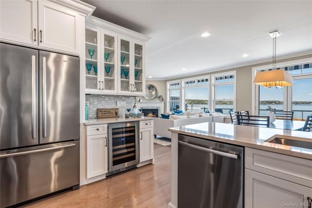 5 Sea Isle Landing, Glen Cove, NY 11542