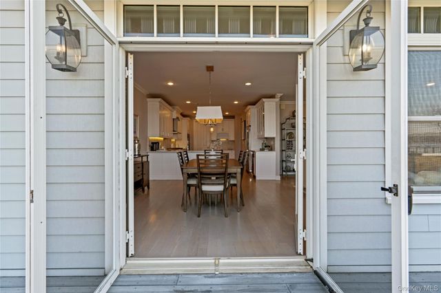 5 Sea Isle Landing, Glen Cove, NY 11542