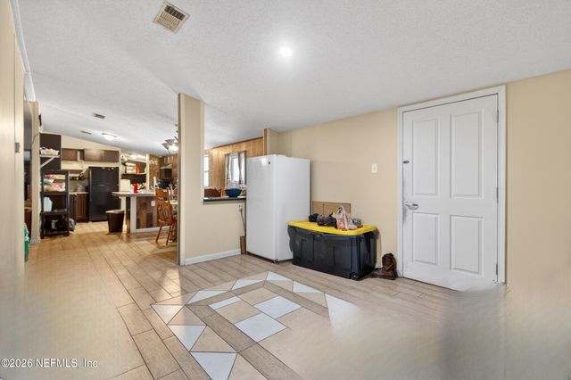 8355 NUSSBAUM Drive, Jacksonville, FL 32210