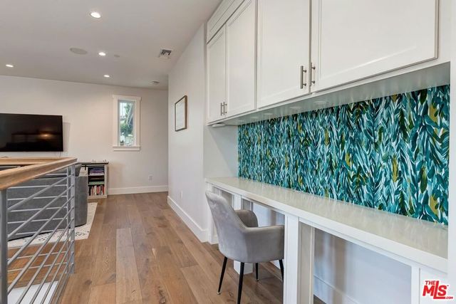 1540 1st Street, Manhattan Beach, CA 90266