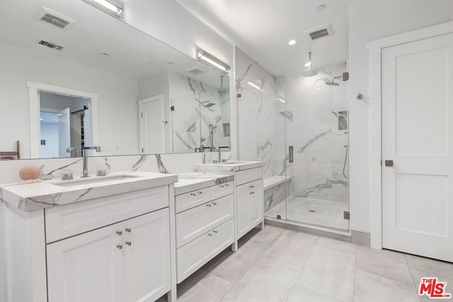 1540 1st Street, Manhattan Beach, CA 90266