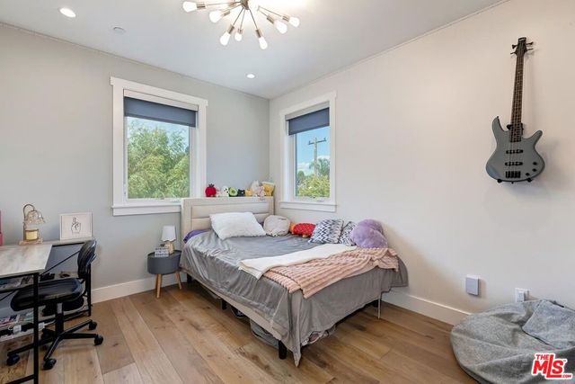 1540 1st Street, Manhattan Beach, CA 90266
