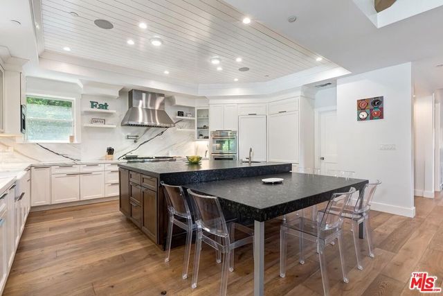 1540 1st Street, Manhattan Beach, CA 90266
