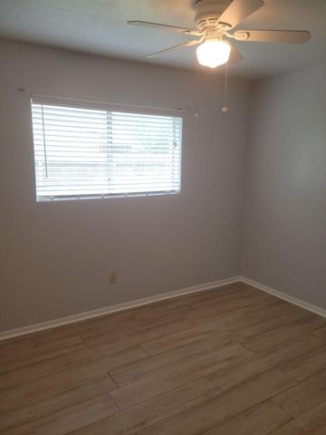 13023 Maxim Drive, Houston, TX 77065