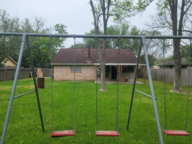 13023 Maxim Drive, Houston, TX 77065