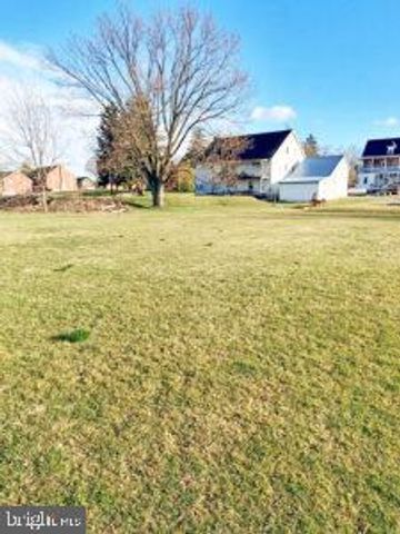 2689 OLD PHILADELPHIA PIKE, Bird In Hand, PA 17505