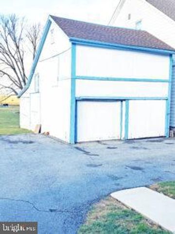 2689 OLD PHILADELPHIA PIKE, Bird In Hand, PA 17505