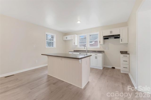 109 N Belvedere Avenue, Gastonia, NC 28054