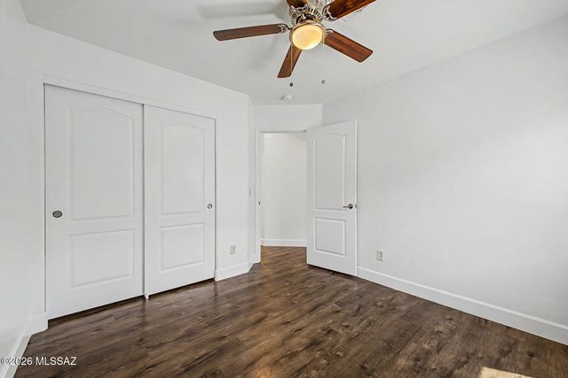 39425 S Cinch Strap Place, Tucson, AZ 85739