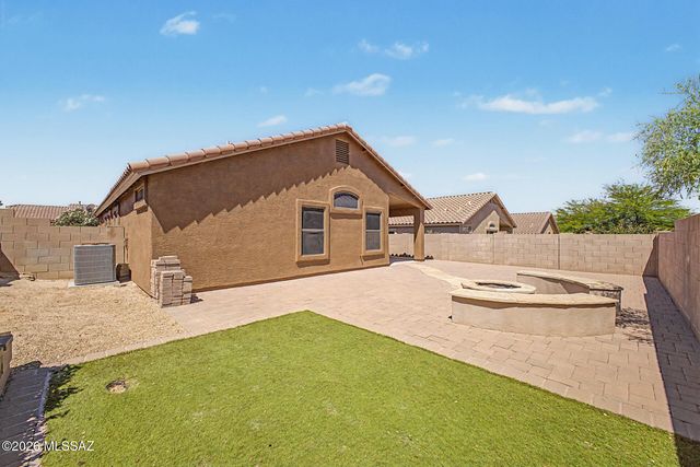 39425 S Cinch Strap Place, Tucson, AZ 85739