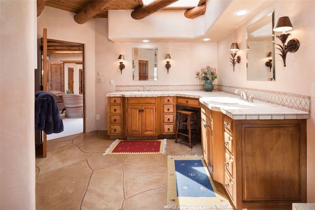 26 Picacho Peak, Santa Fe, NM 87506
