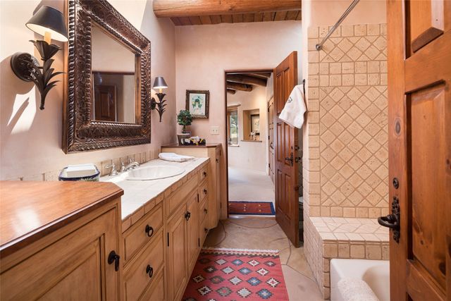 26 Picacho Peak, Santa Fe, NM 87506