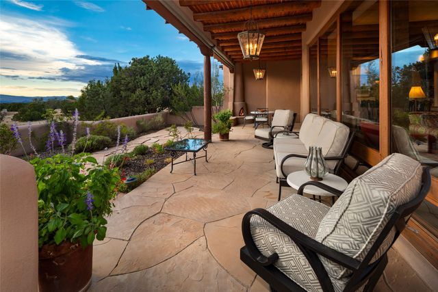 26 Picacho Peak, Santa Fe, NM 87506