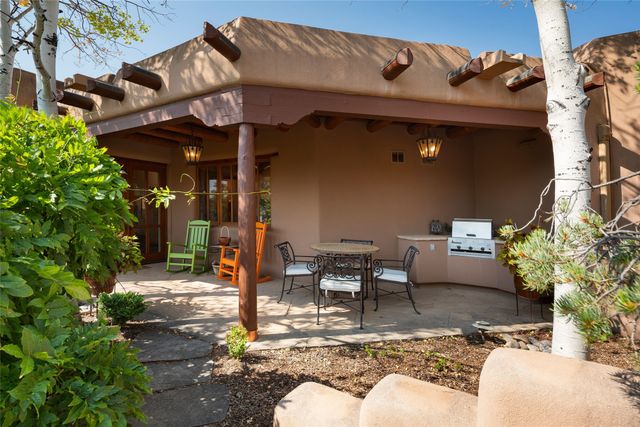 26 Picacho Peak, Santa Fe, NM 87506