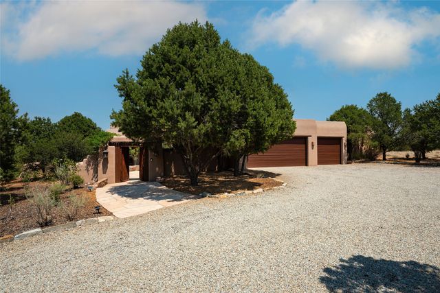 26 Picacho Peak, Santa Fe, NM 87506