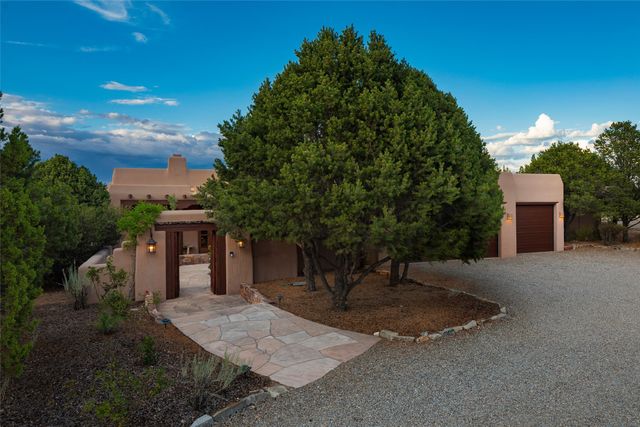 26 Picacho Peak, Santa Fe, NM 87506