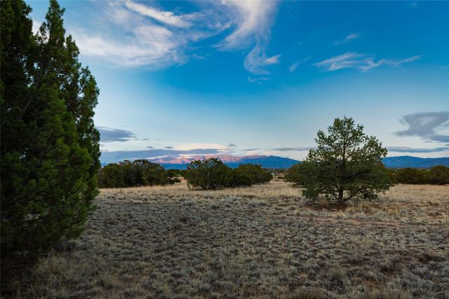 26 Picacho Peak, Santa Fe, NM 87506