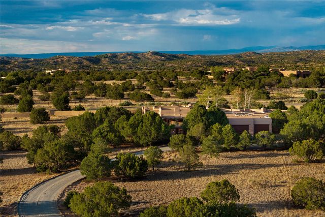 26 Picacho Peak, Santa Fe, NM 87506