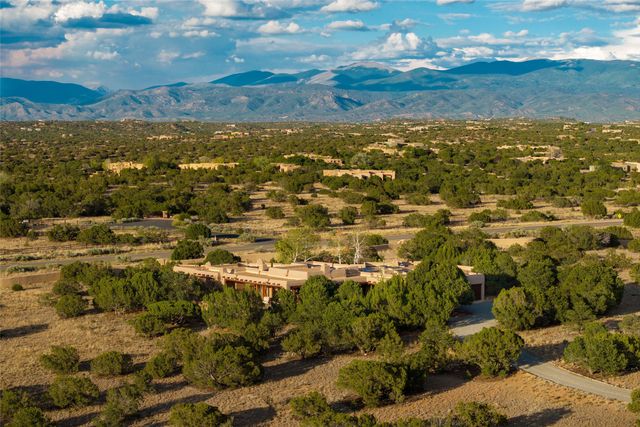 26 Picacho Peak, Santa Fe, NM 87506