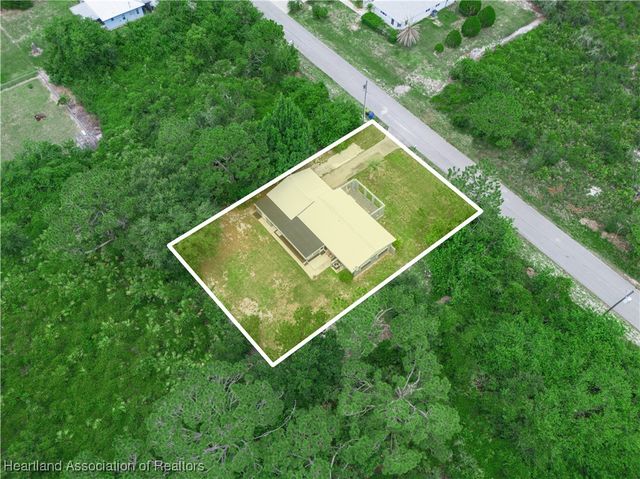 344 Boeing Street NW, Lake Placid, FL 33852