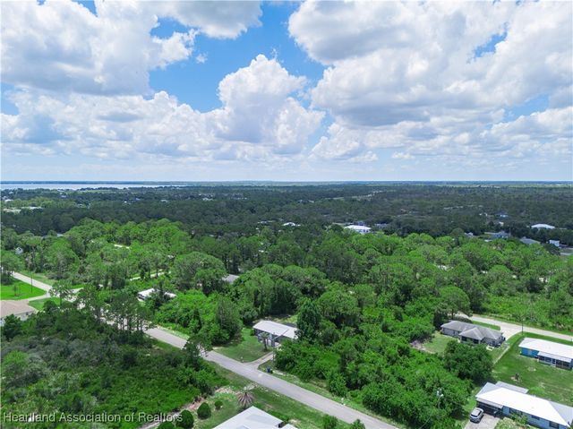 344 Boeing Street NW, Lake Placid, FL 33852