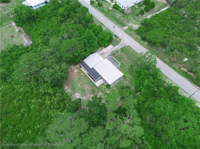 344 Boeing Street NW, Lake Placid, FL 33852