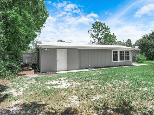 344 Boeing Street NW, Lake Placid, FL 33852