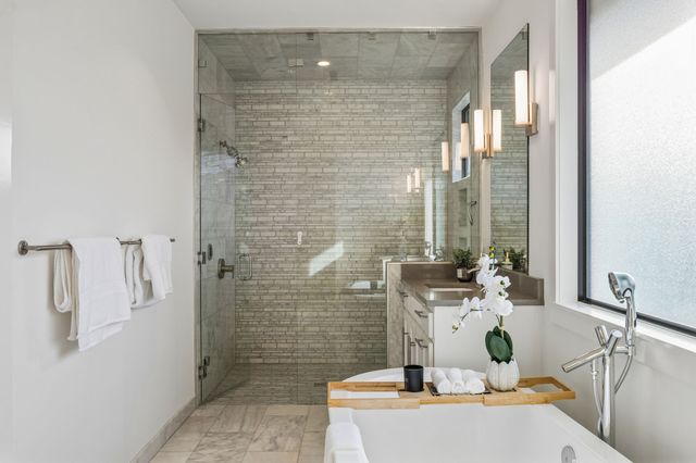 7326 La Vista Drive, Dallas, TX 75214