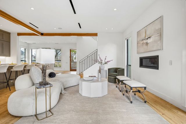 7326 La Vista Drive, Dallas, TX 75214