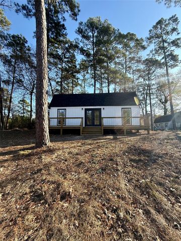 457 Impala Drive, Onalaska, TX 77360