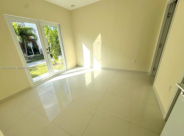 13724 SW 259th St, Homestead, FL 33032