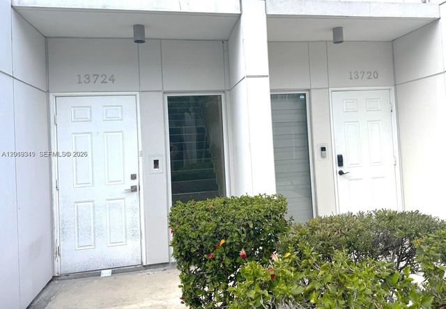 13724 SW 259th St, Homestead, FL 33032