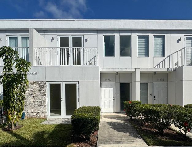 13724 SW 259th St, Homestead, FL 33032