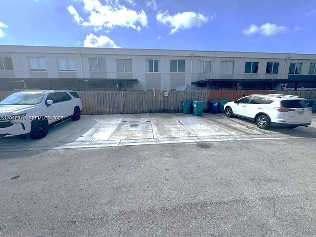 13724 SW 259th St, Homestead, FL 33032