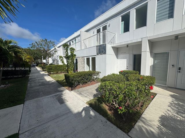 13724 SW 259th St, Homestead, FL 33032