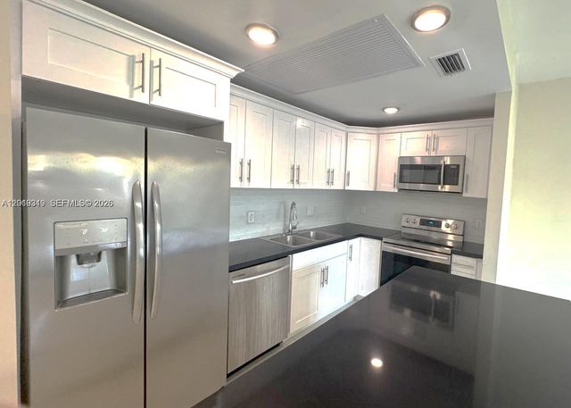 13724 SW 259th St, Homestead, FL 33032