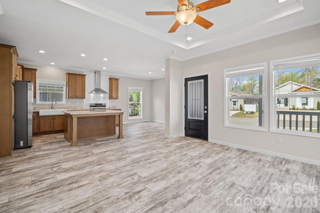 130 Bellamy Road, Asheville, NC 28806