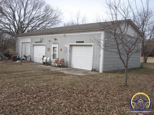 515 NE Independence AVE, Topeka, KS 66608