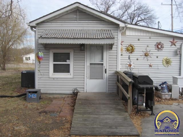 515 NE Independence AVE, Topeka, KS 66608